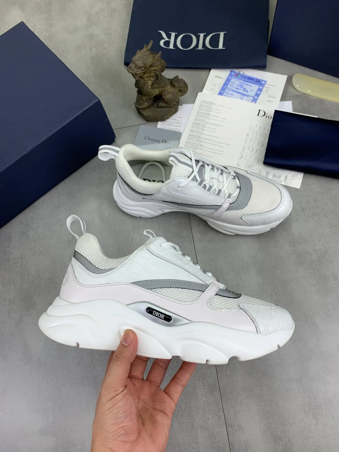 Men's shoes 💰P480 new style 💰new color high quality🔥🔥🔥, Dior [Dior] official website newly released 1:1 copy, the shoe body is made of imported original fine and breathable cloth and selected first-layer cowhide ➕original fine mesh lining insole, perfect shape and top quality 🙈rubber foam combination outsole is super light and wear-resistant👣, super hot style Code number: 38-45 (46 47 customized)